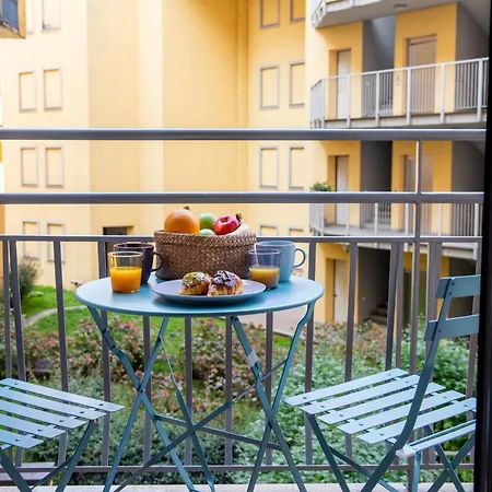 Navigli - Leobrothers - Alzaia Naviglio Pavese 8 3* Mediolan