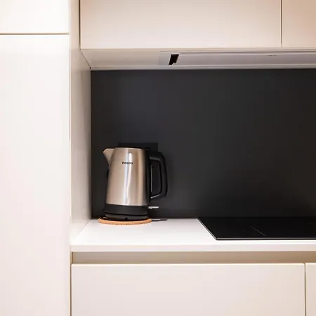 Navigli - Leobrothers - Alzaia Naviglio Pavese 8 Mediolan