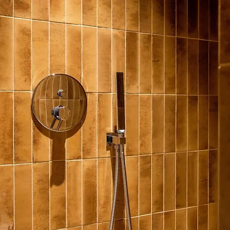 Navigli - Leobrothers - Alzaia Naviglio Pavese 8 3* Mediolan